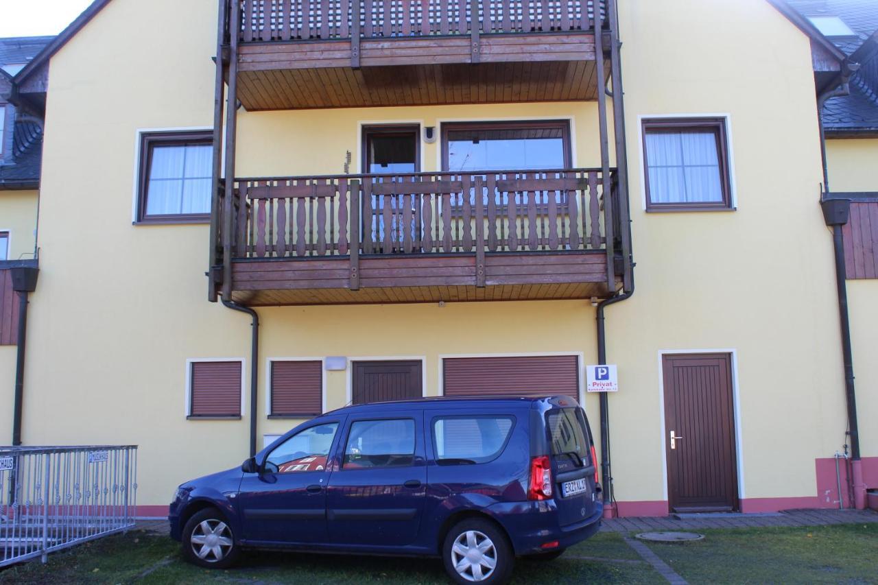 Ferienwohnung Dachspitze Mit Tiefgaragenstellplatz Und Skiraum Oberwiesenthal Exterior photo
